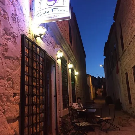 Cafe Piano Alacati Cesme
